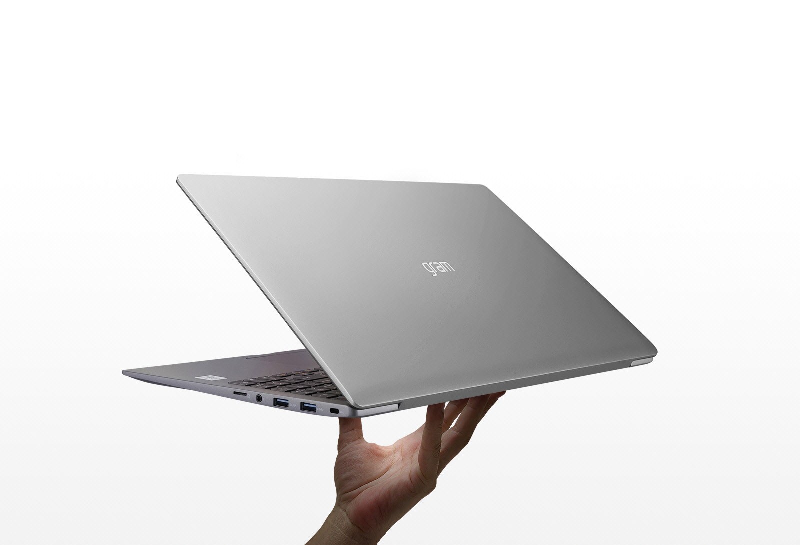 LG gram 15” Ultra-Light Touchscreen Laptop with Intel® Core™ i7